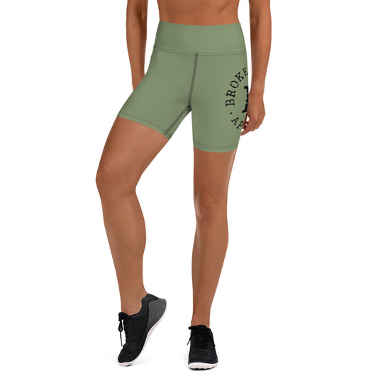 YASTYT: Yoga Shorts Green